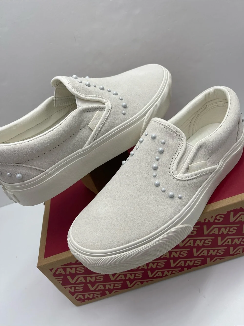 Vans WMNS Classic Slip-On Platform Pearls Marshmallow VN000EA9CCZ Sneakers